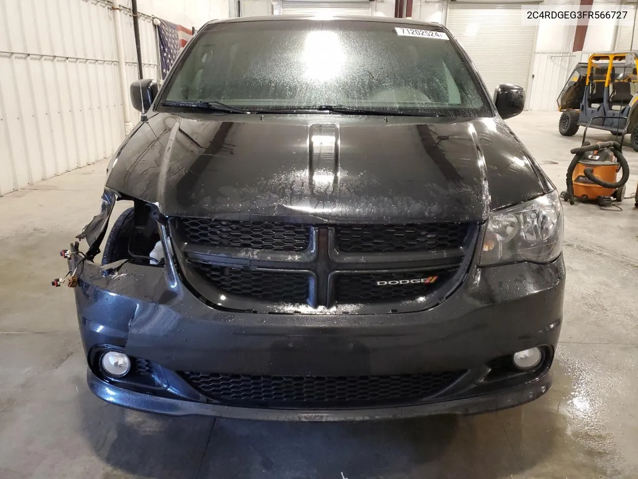 2015 Dodge Grand Caravan R/T VIN: 2C4RDGEG3FR566727 Lot: 71202524