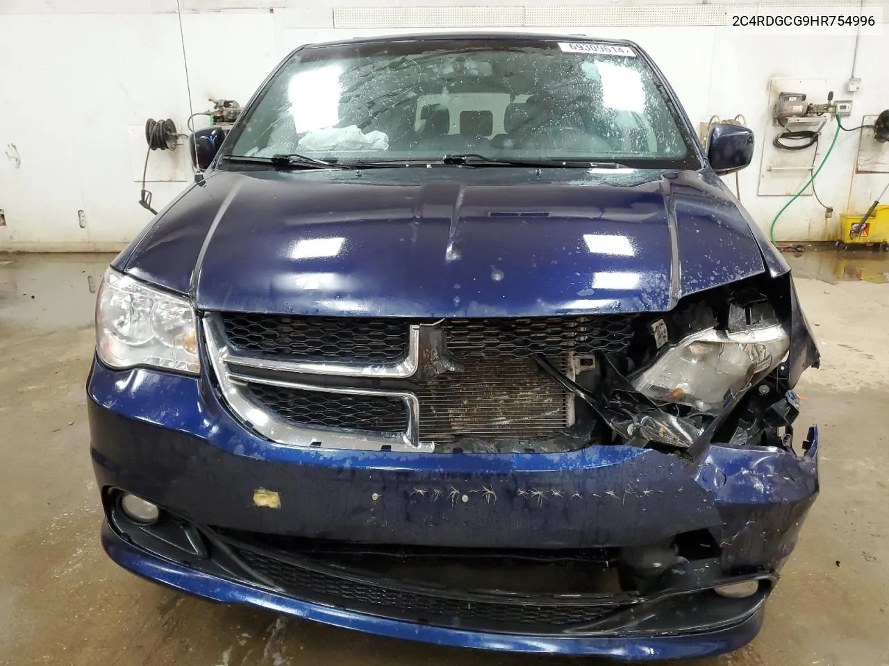 2C4RDGCG9HR754996 2017 Dodge Grand Caravan Sxt