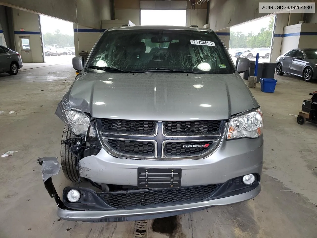 2C4RDGCG3JR264530 2018 Dodge Grand Caravan Sxt