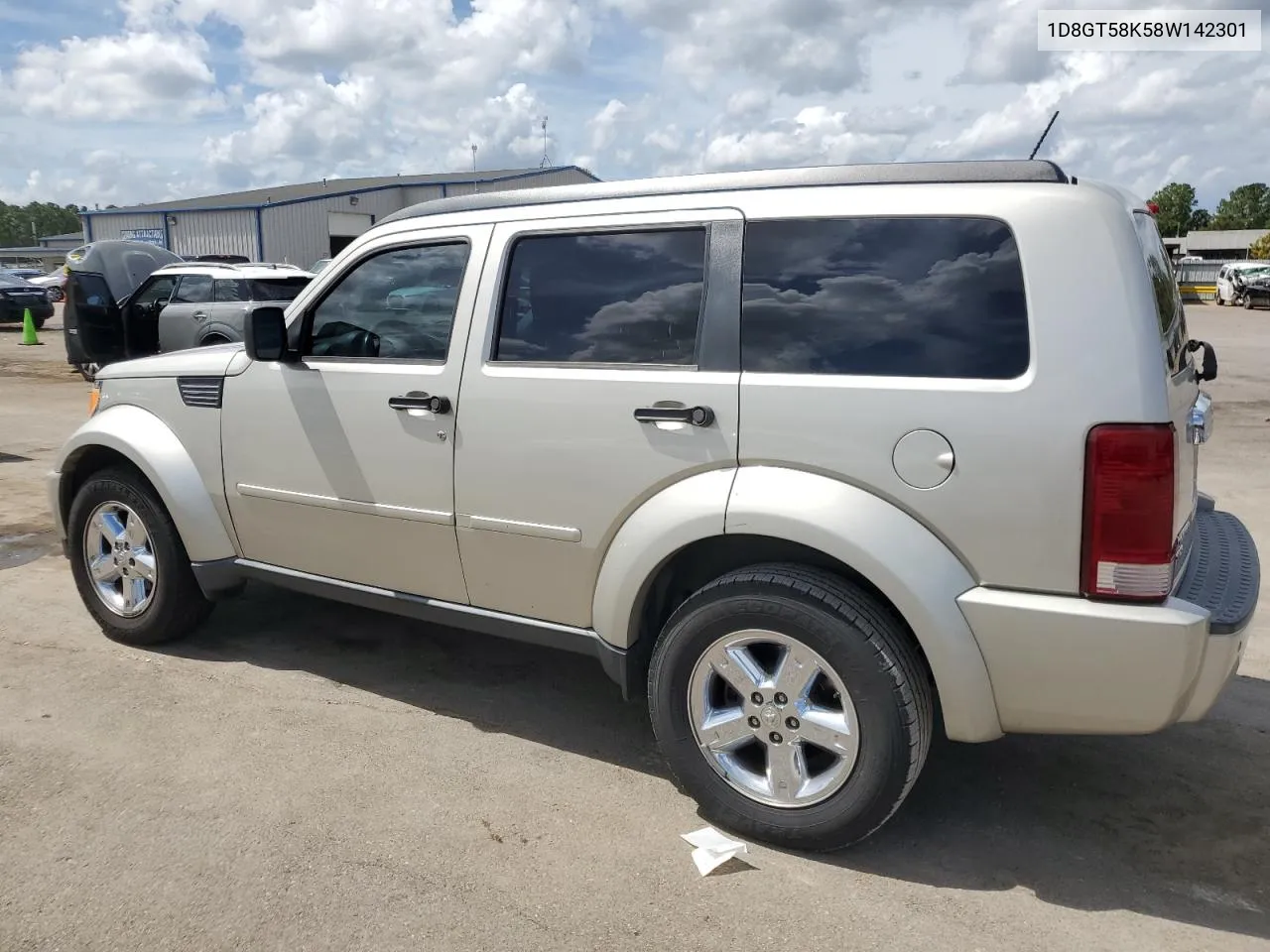 2008 Dodge Nitro Slt VIN: 1D8GT58K58W142301 Lot: 69402344