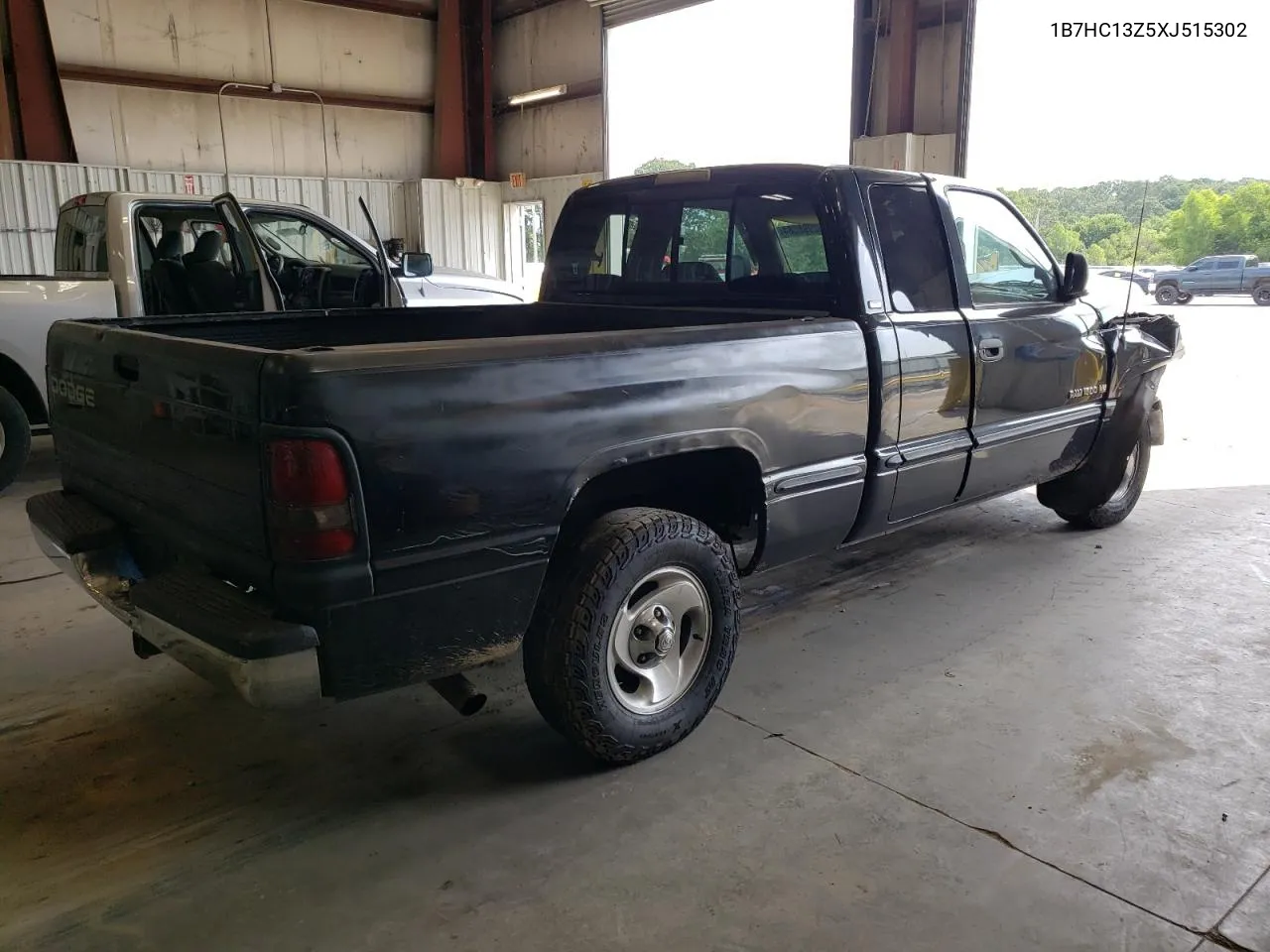 1999 Dodge Ram 1500 VIN: 1B7HC13Z5XJ515302 Lot: 62998684