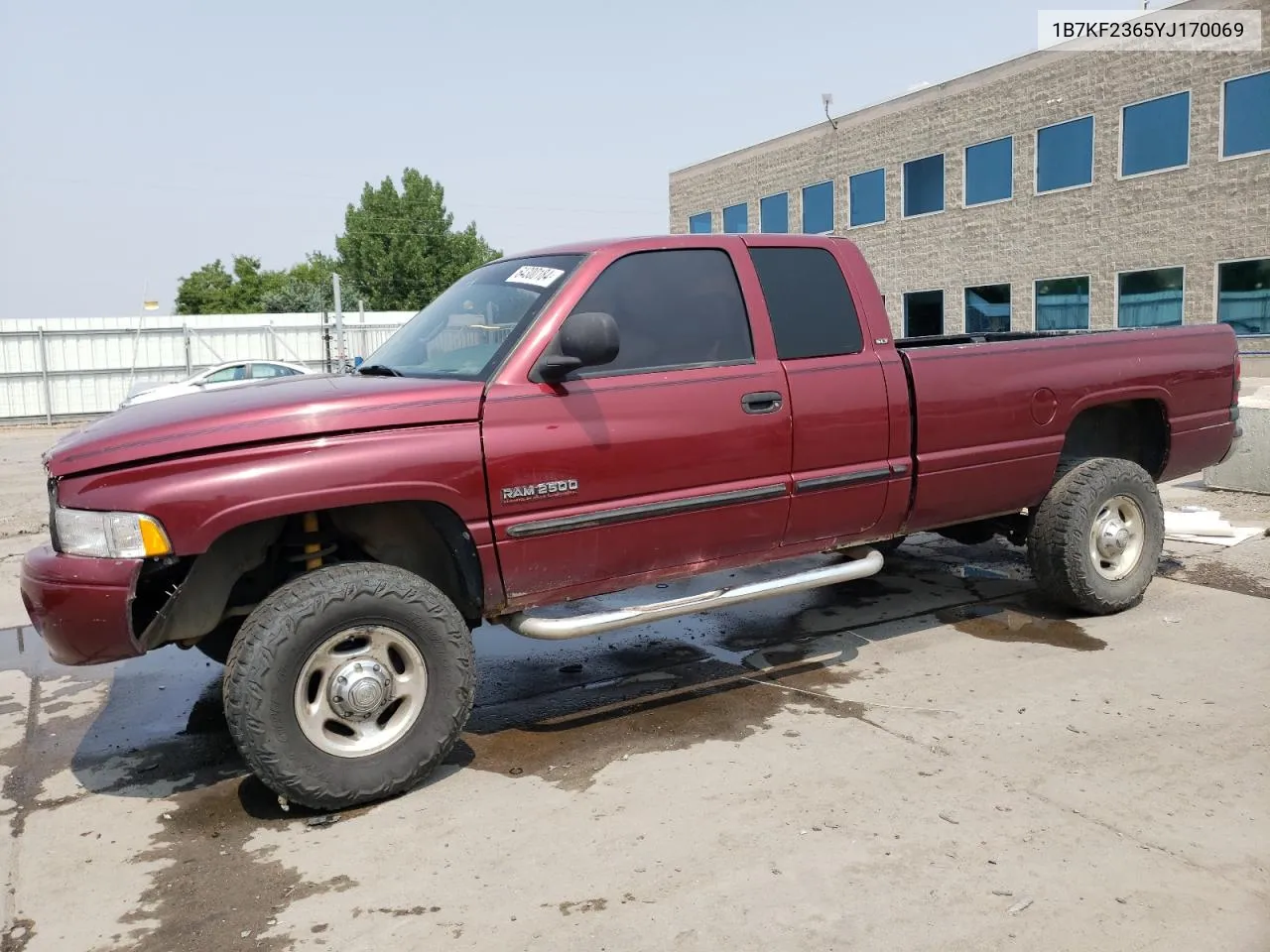 2000 Dodge Ram 2500 VIN: 1B7KF2365YJ170069 Lot: 64300184