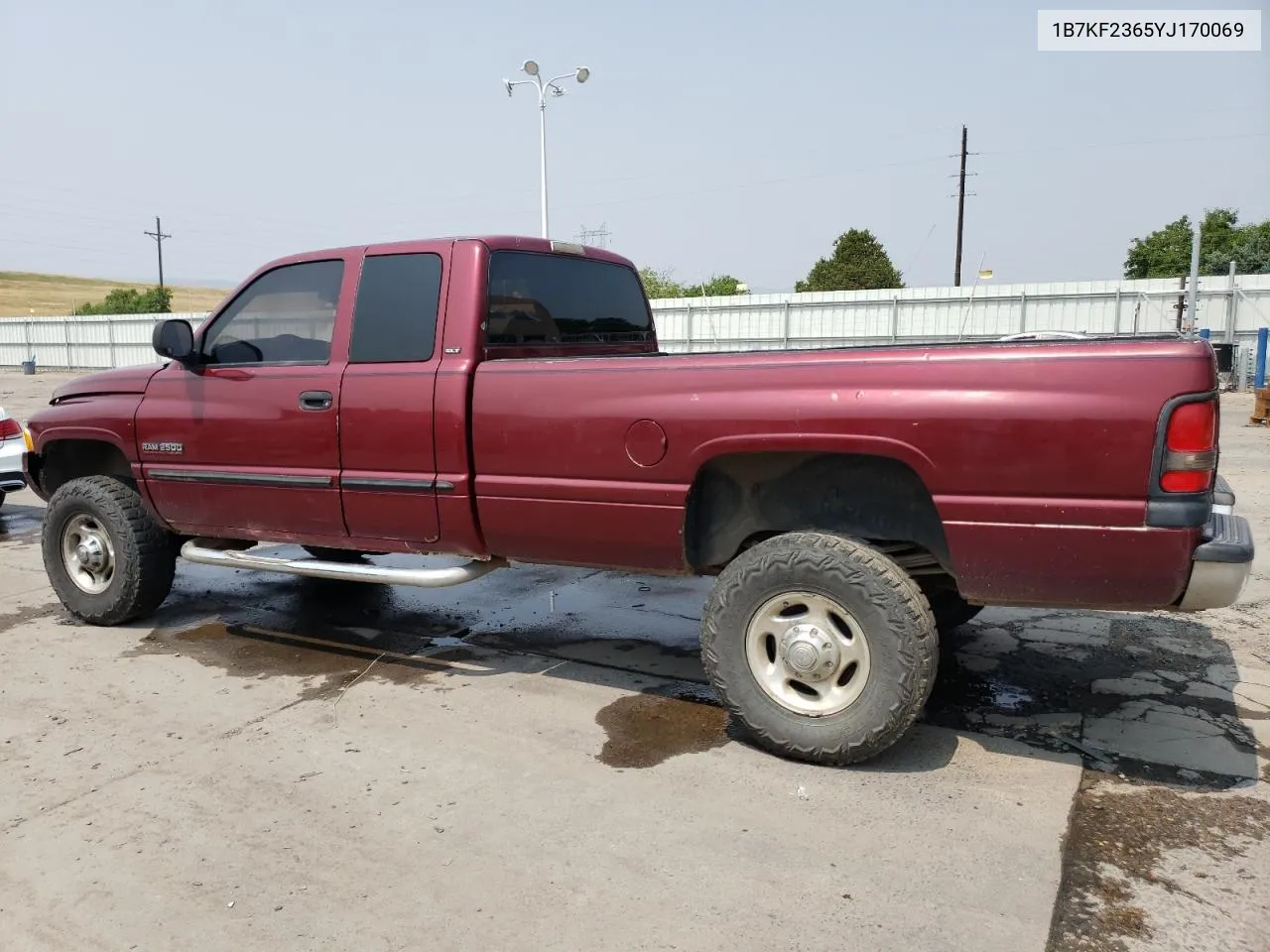 2000 Dodge Ram 2500 VIN: 1B7KF2365YJ170069 Lot: 64300184