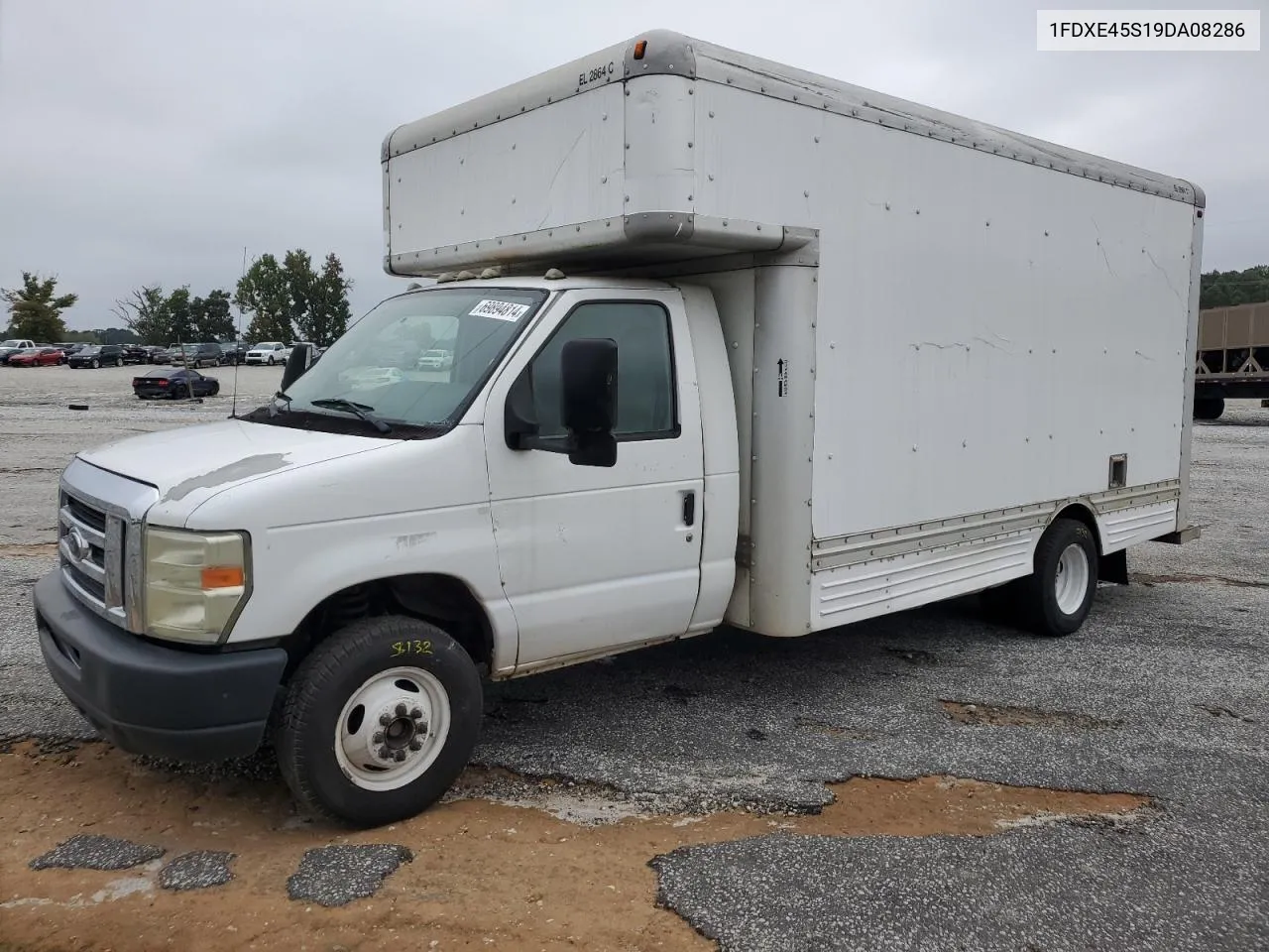 2009 Ford Econoline E450 Super Duty Cutaway Van VIN: 1FDXE45S19DA08286 Lot: 69894814