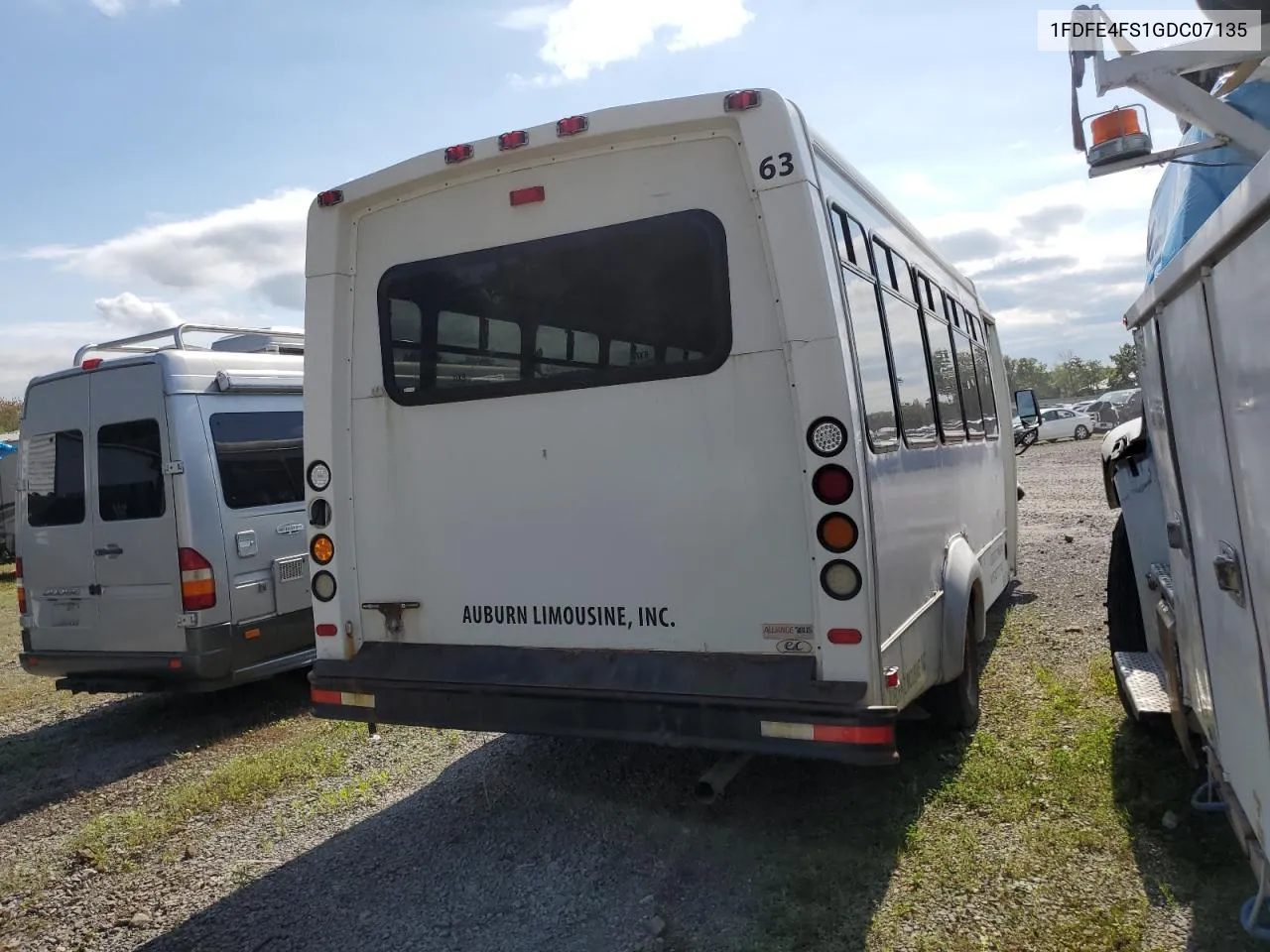 2016 Ford Econoline E450 Super Duty Cutaway Van VIN: 1FDFE4FS1GDC07135 Lot: 67512434