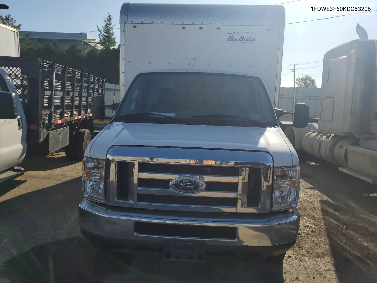 2019 Ford Econoline E350 Super Duty Cutaway Van VIN: 1FDWE3F60KDC53206 Lot: 69697554