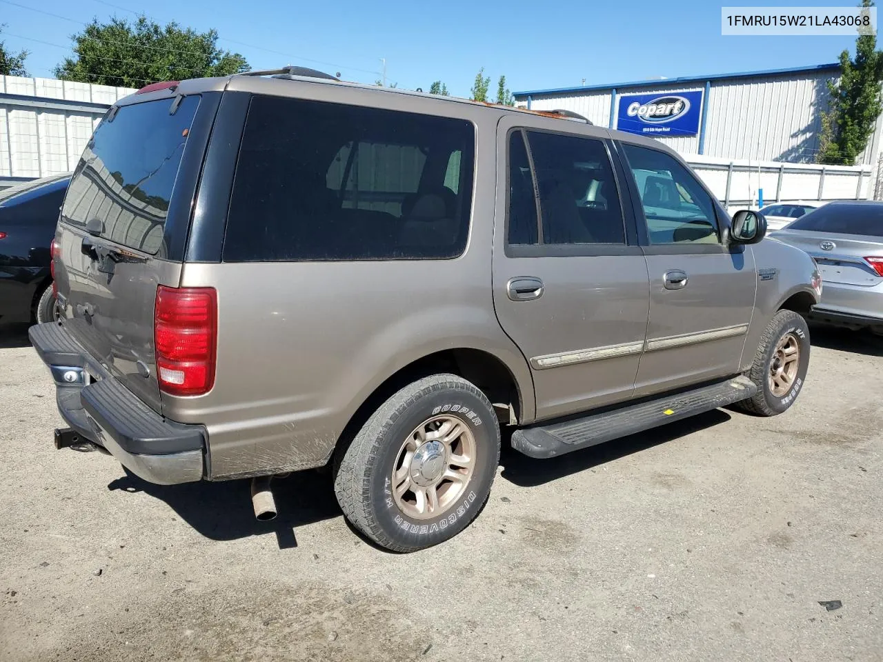 1FMRU15W21LA43068 2001 Ford Expedition Xlt