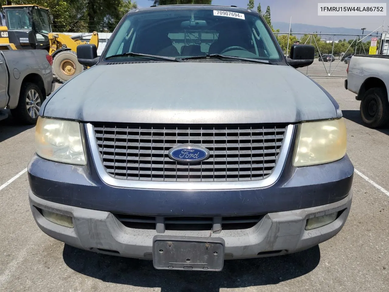 1FMRU15W44LA86752 2004 Ford Expedition Xlt