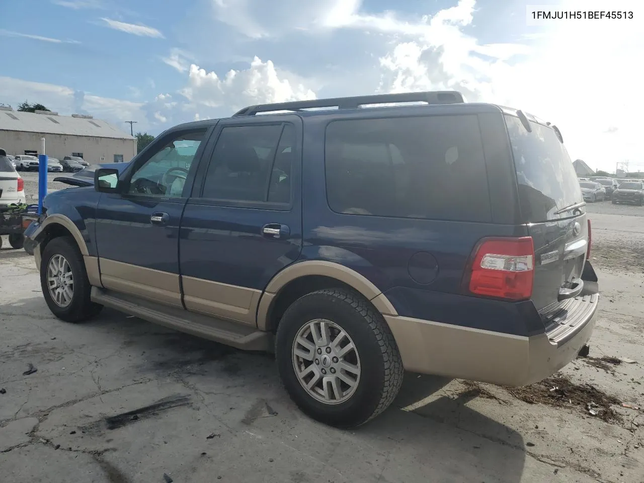 1FMJU1H51BEF45513 2011 Ford Expedition Xlt