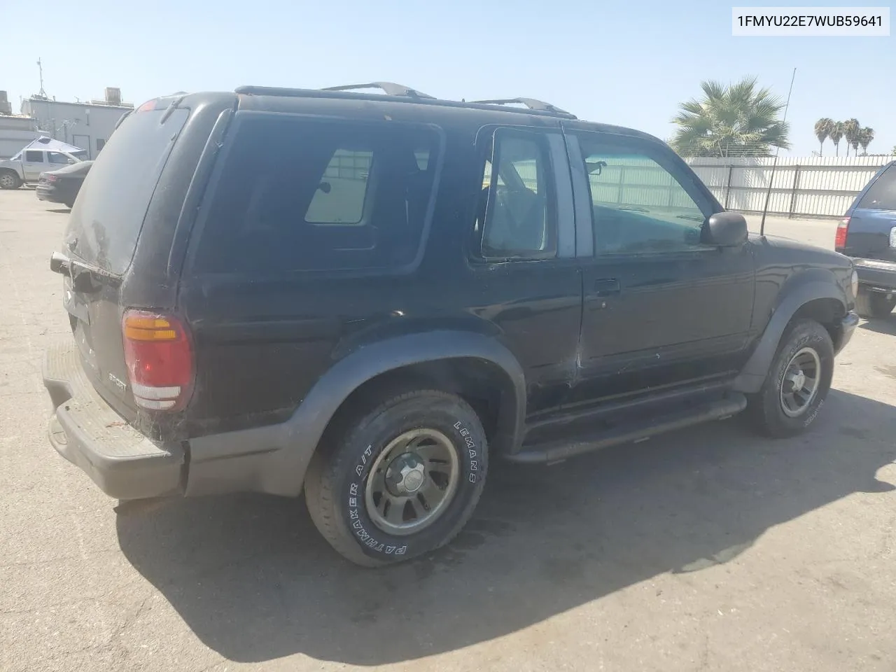 1FMYU22E7WUB59641 1998 Ford Explorer