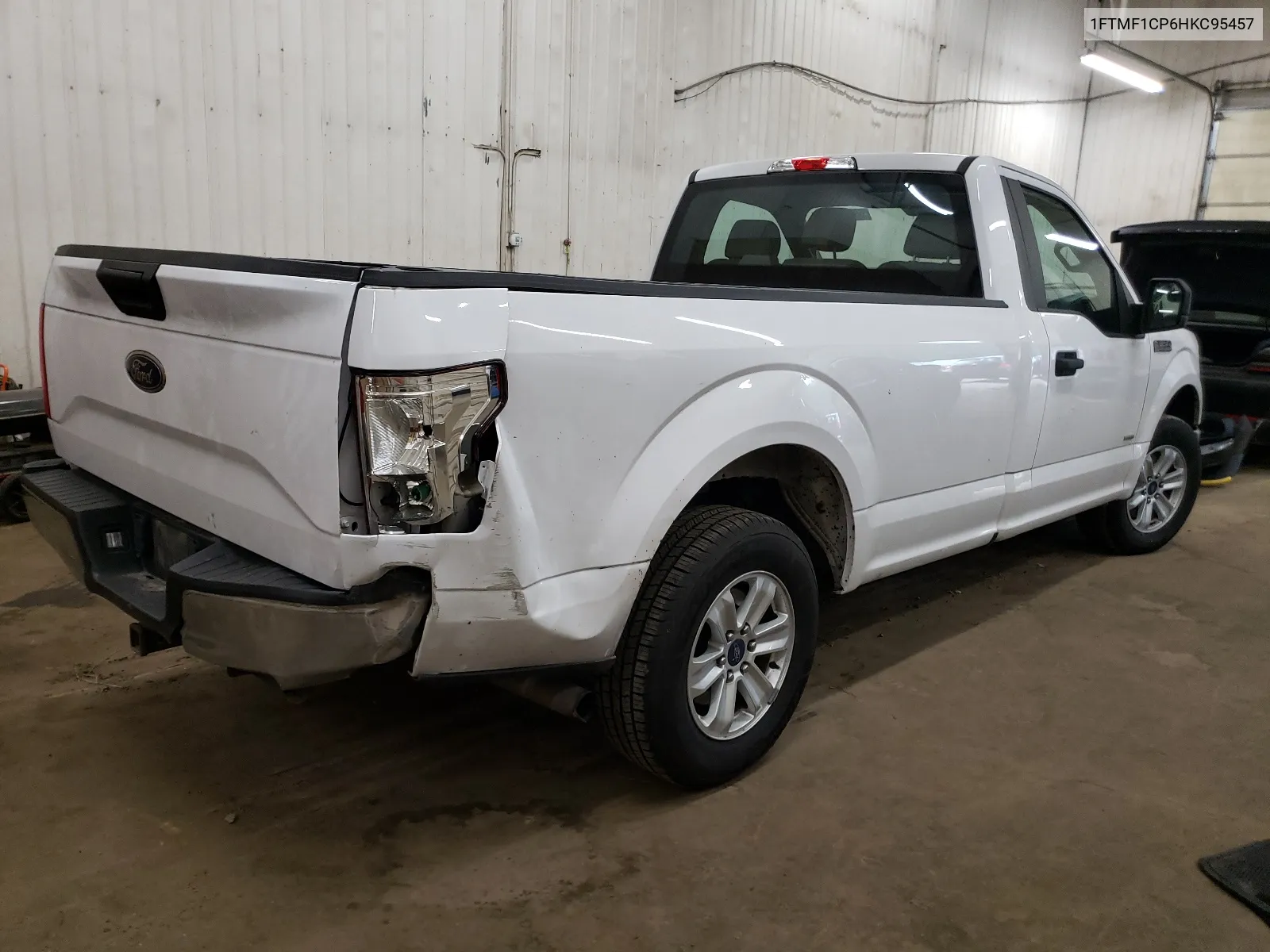 2017 Ford F150 VIN: 1FTMF1CP6HKC95457 Lot: 68996204