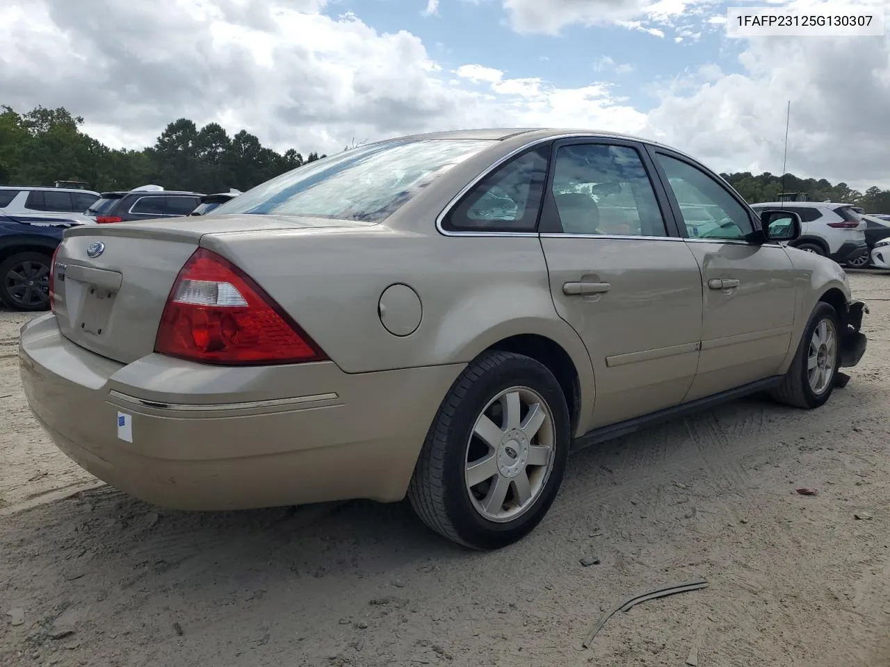 2005 Ford Five Hundred Se VIN: 1FAFP23125G130307 Lot: 70339764