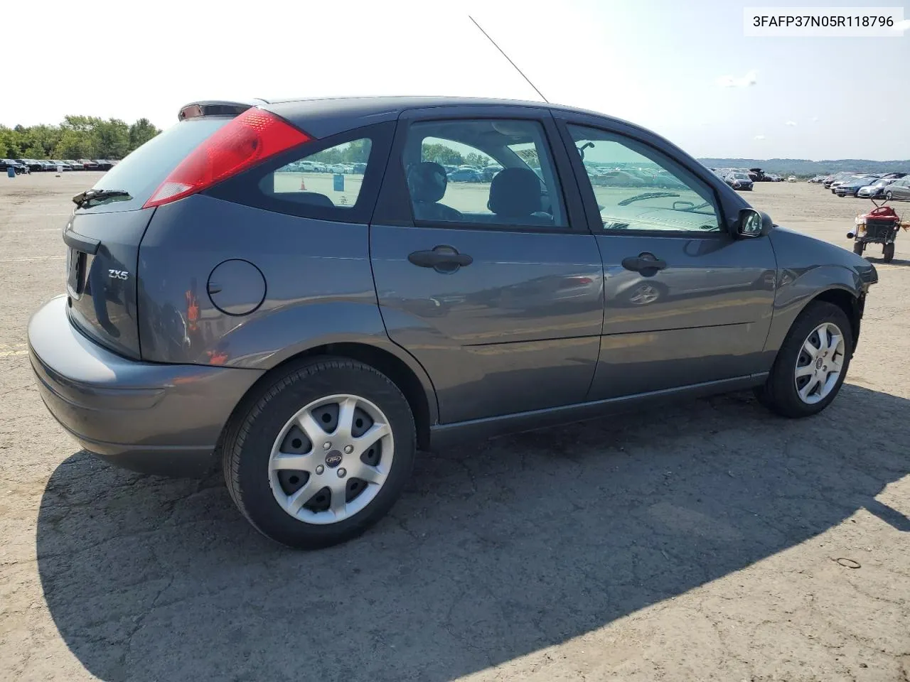 2005 Ford Focus Zx5 VIN: 3FAFP37N05R118796 Lot: 70511164