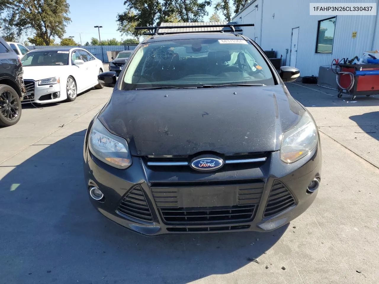 1FAHP3N26CL330437 2012 Ford Focus Titanium