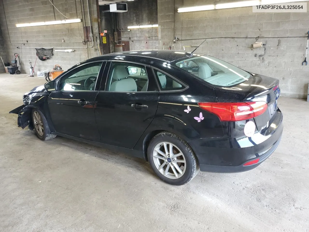 2018 Ford Focus Se VIN: 1FADP3F26JL325054 Lot: 64093224