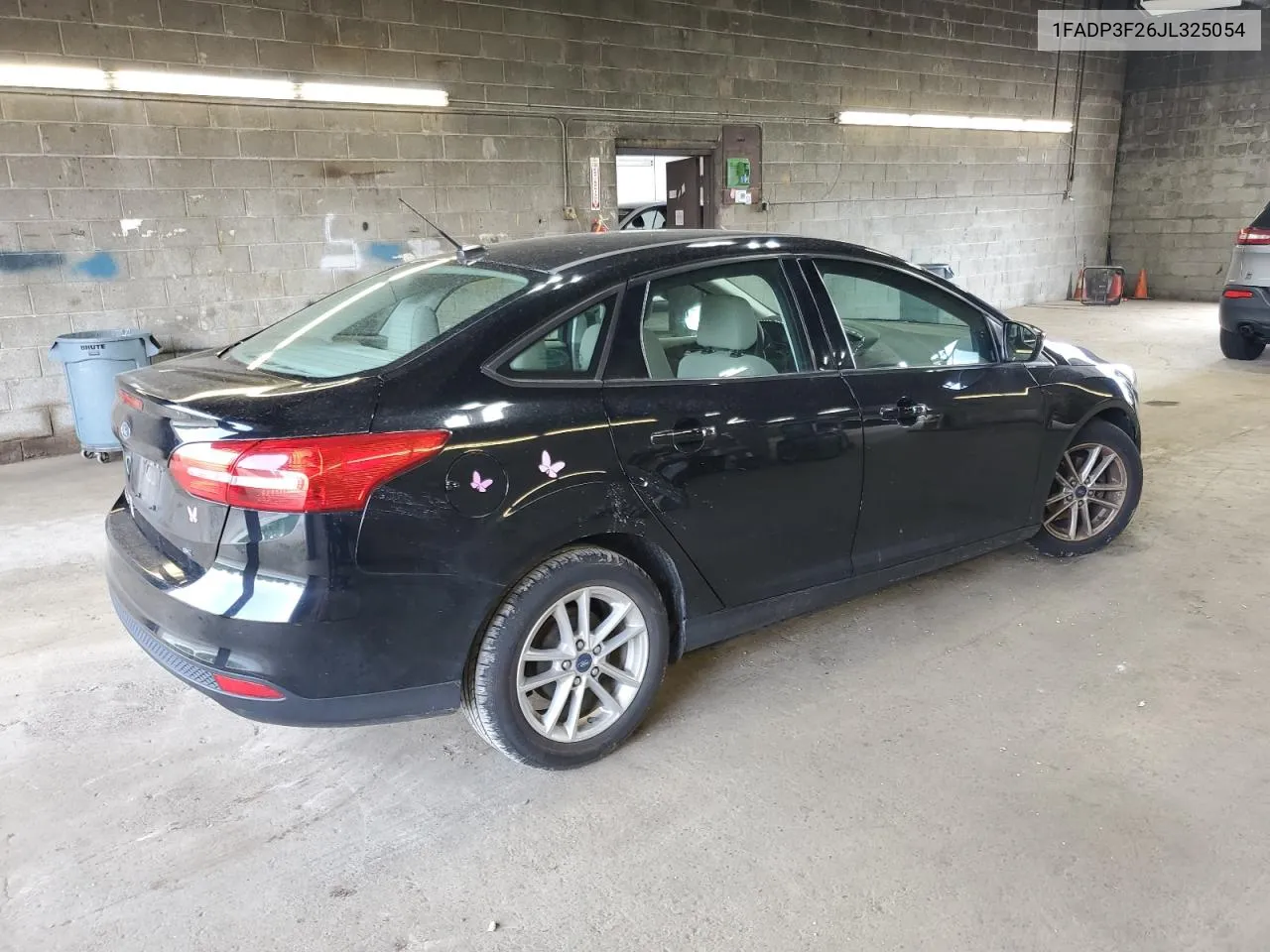 2018 Ford Focus Se VIN: 1FADP3F26JL325054 Lot: 64093224