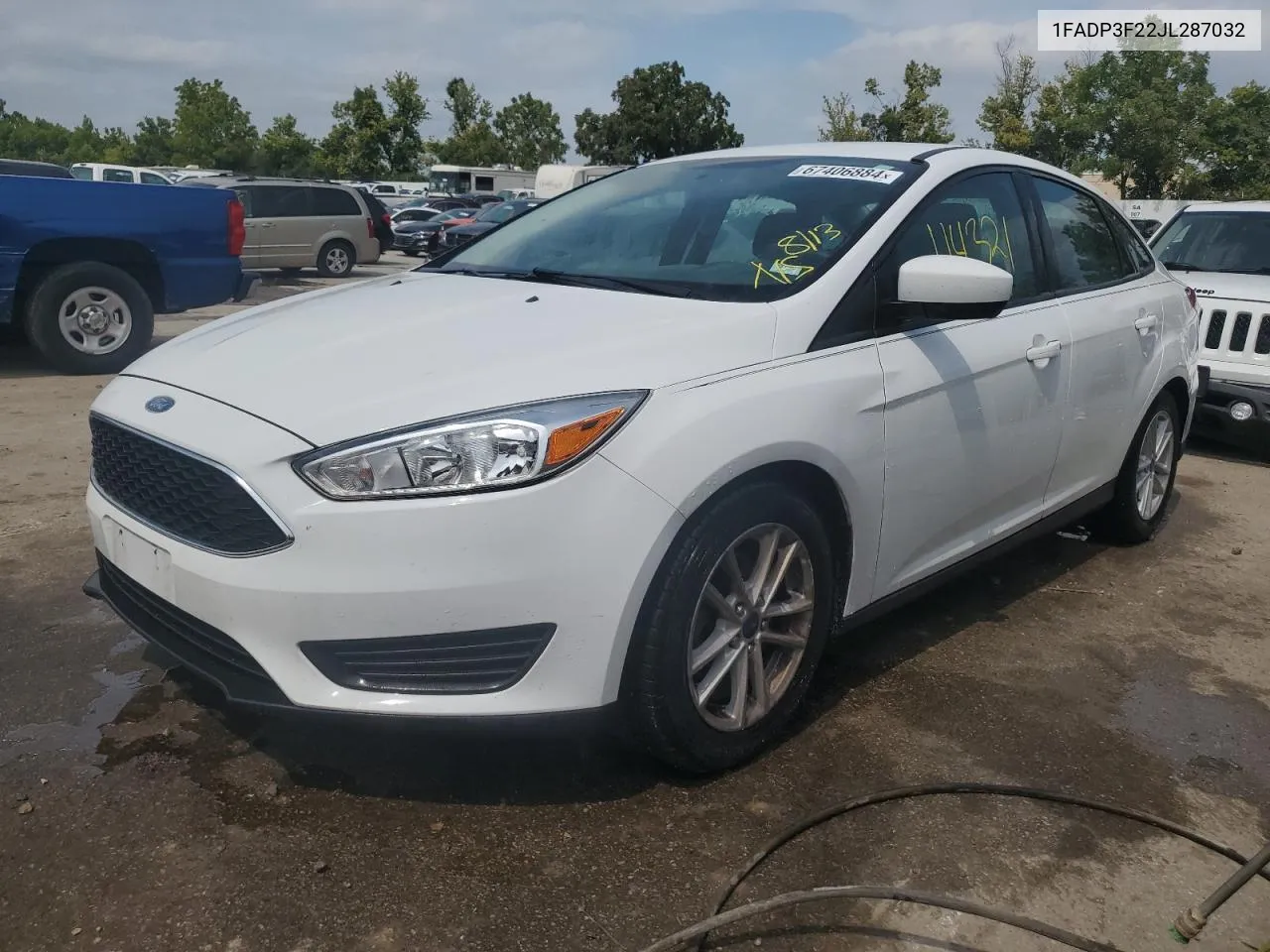 1FADP3F22JL287032 2018 Ford Focus Se