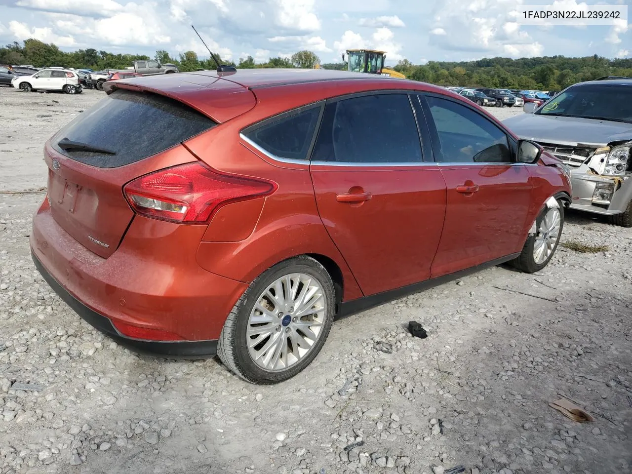 1FADP3N22JL239242 2018 Ford Focus Titanium