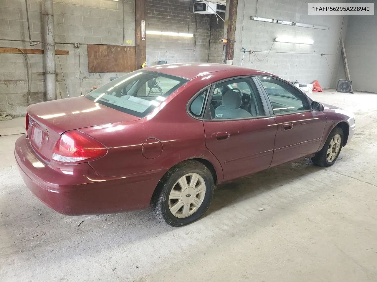 2005 Ford Taurus Sel VIN: 1FAFP56295A228940 Lot: 69172234