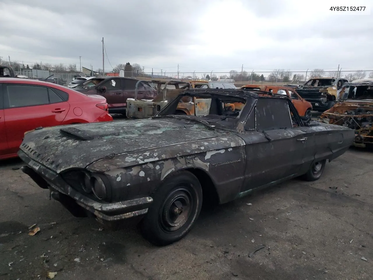 1964 Ford T Bird VIN: 4Y85Z152477 Lot: 43293204