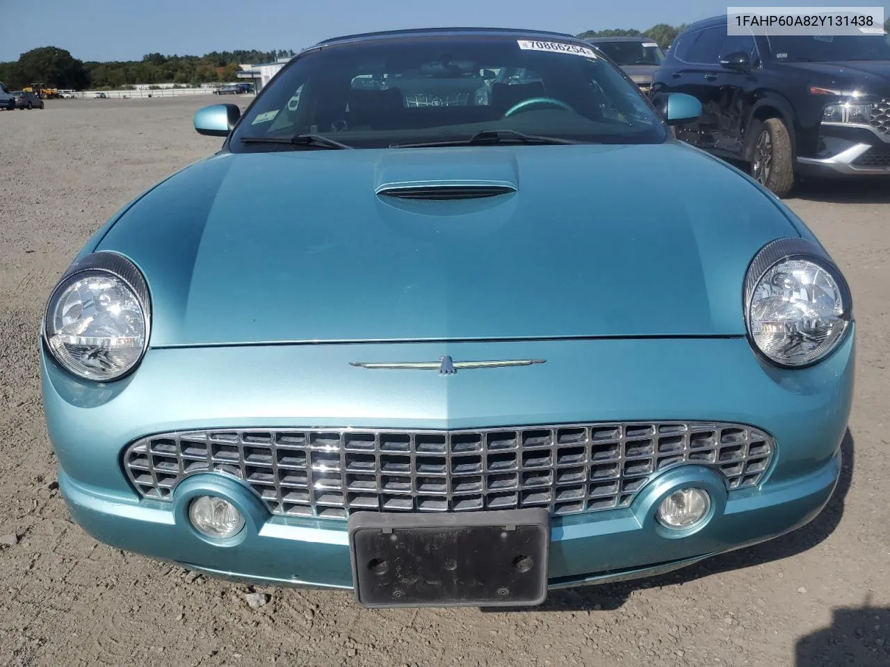 2002 Ford Thunderbird VIN: 1FAHP60A82Y131438 Lot: 70866254