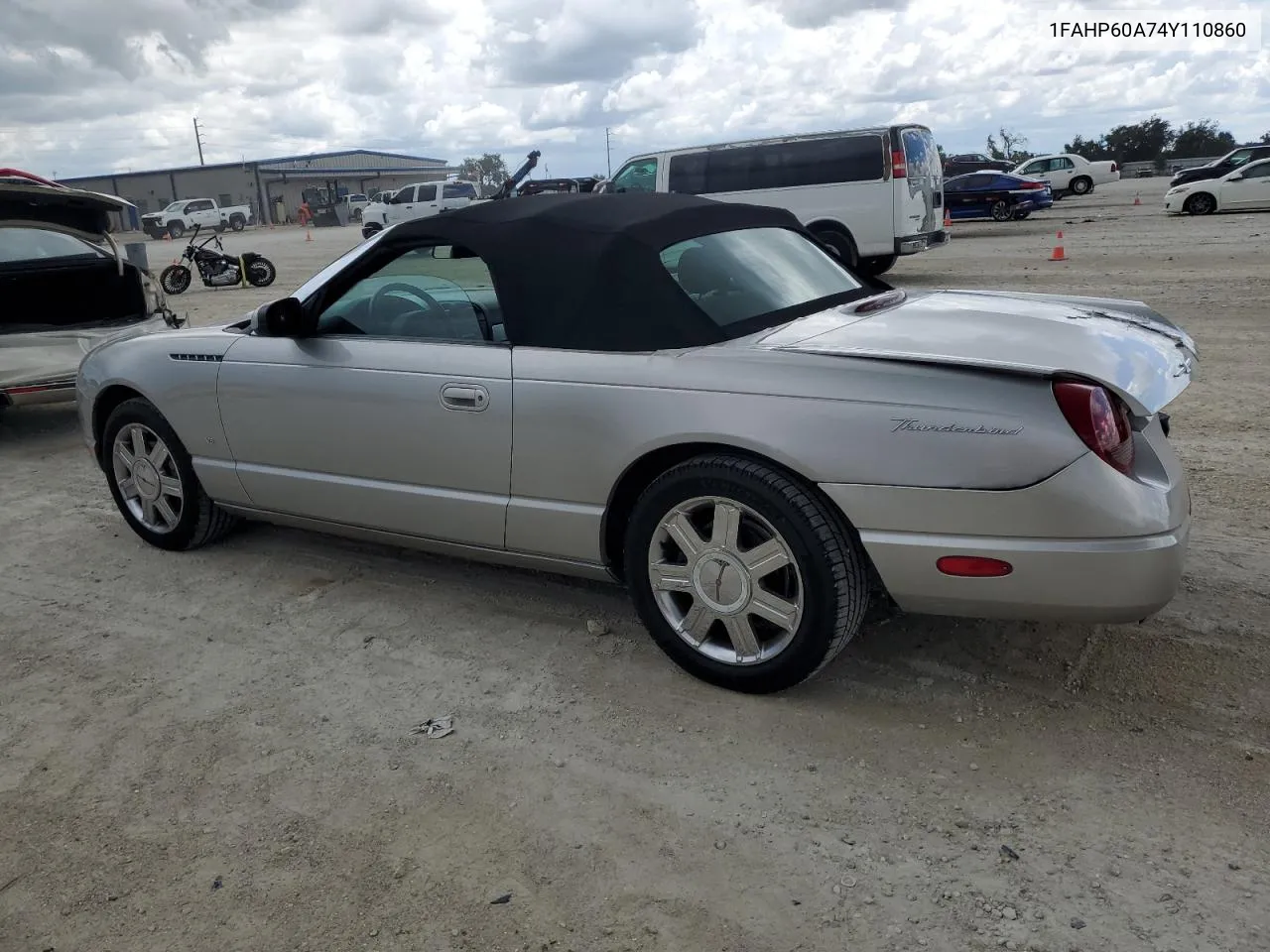 2004 Ford Thunderbird VIN: 1FAHP60A74Y110860 Lot: 69521994