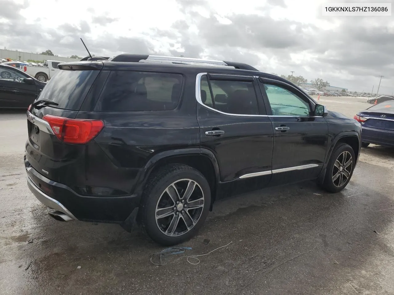 1GKKNXLS7HZ136086 2017 GMC Acadia Denali