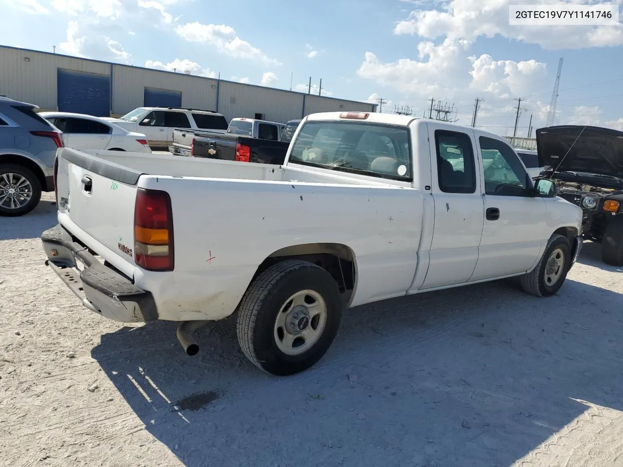 2000 GMC New Sierra C1500 VIN: 2GTEC19V7Y1141746 Lot: 65122224