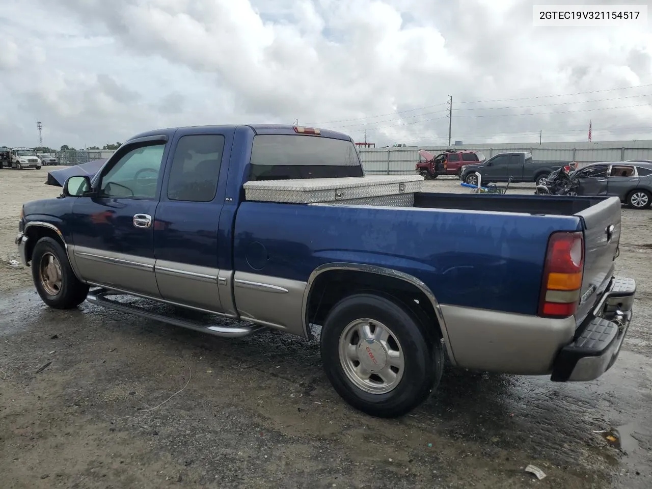 2002 GMC New Sierra C1500 VIN: 2GTEC19V321154517 Lot: 71300474