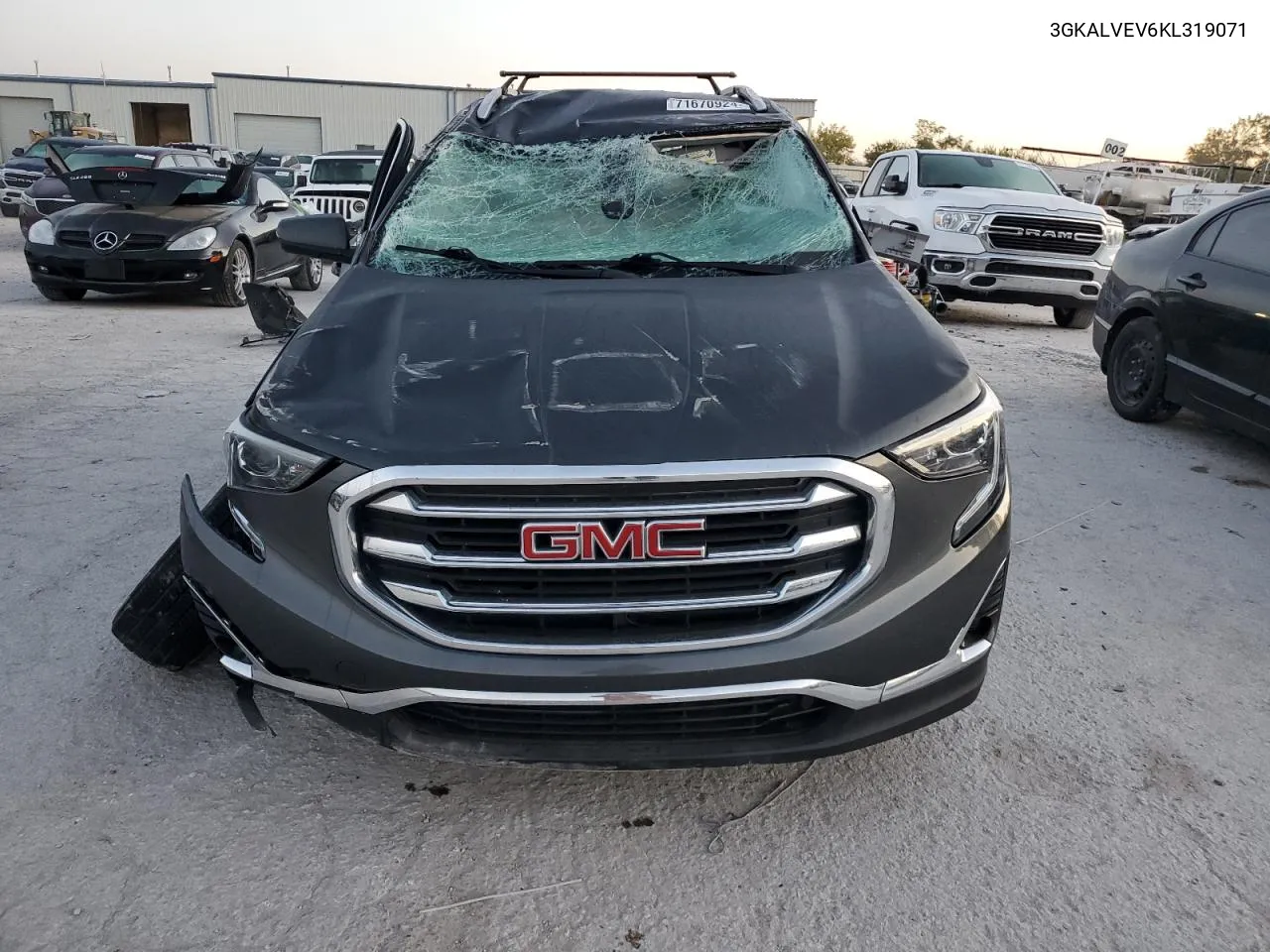 3GKALVEV6KL319071 2019 GMC Terrain Slt