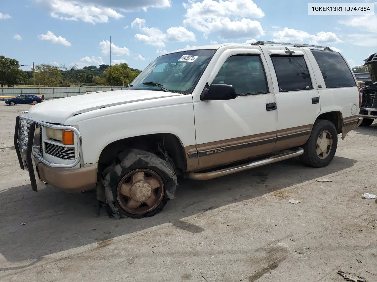 1996 GMC Yukon VIN: 1GKEK13R1TJ747884 Lot: 69428274