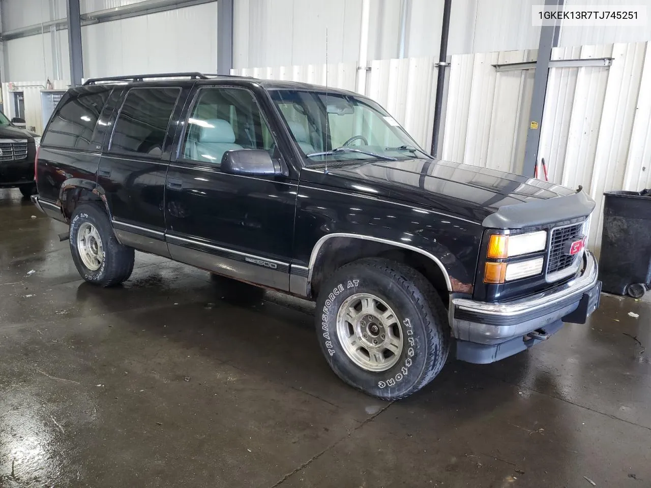 1GKEK13R7TJ745251 1996 GMC Yukon