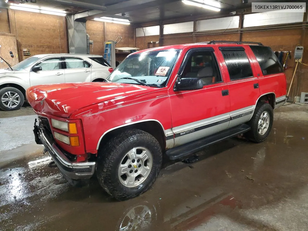 1997 GMC Yukon VIN: 1GKEK13R1VJ700065 Lot: 71555464