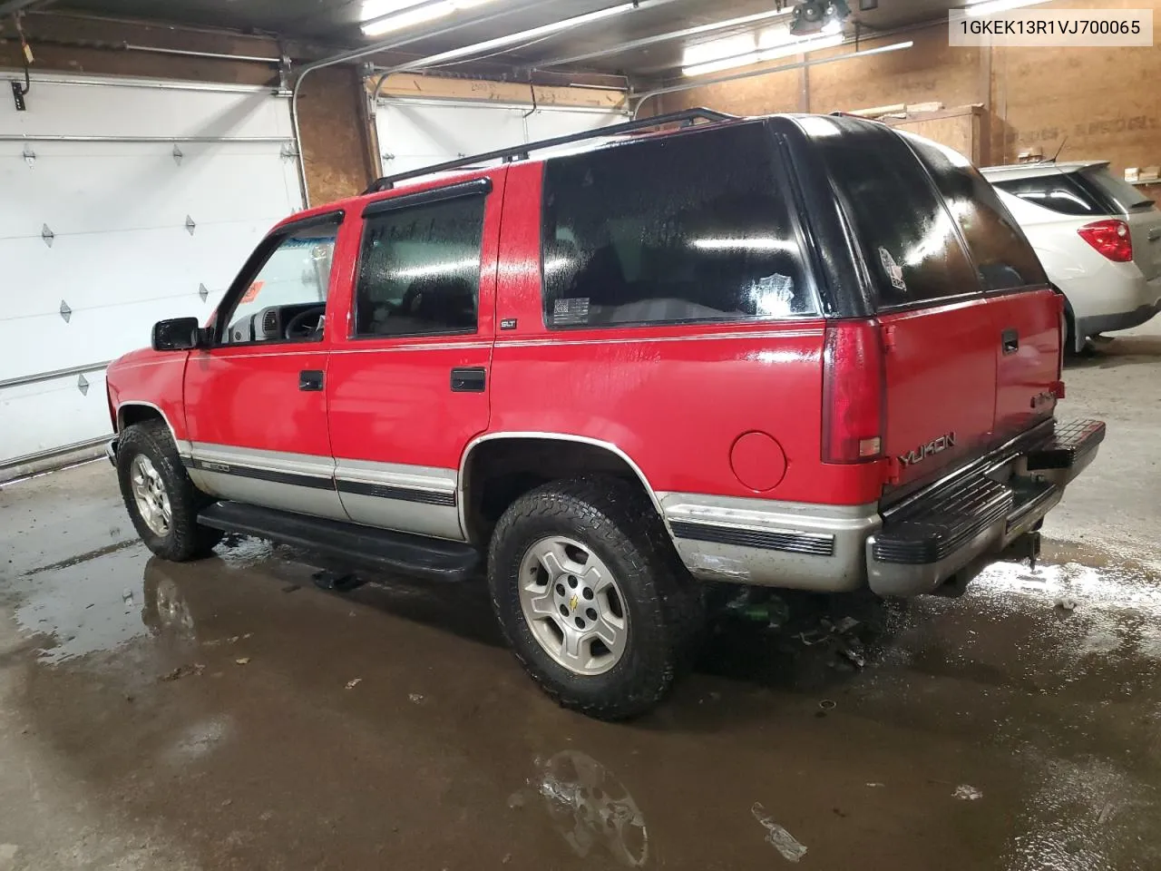 1GKEK13R1VJ700065 1997 GMC Yukon