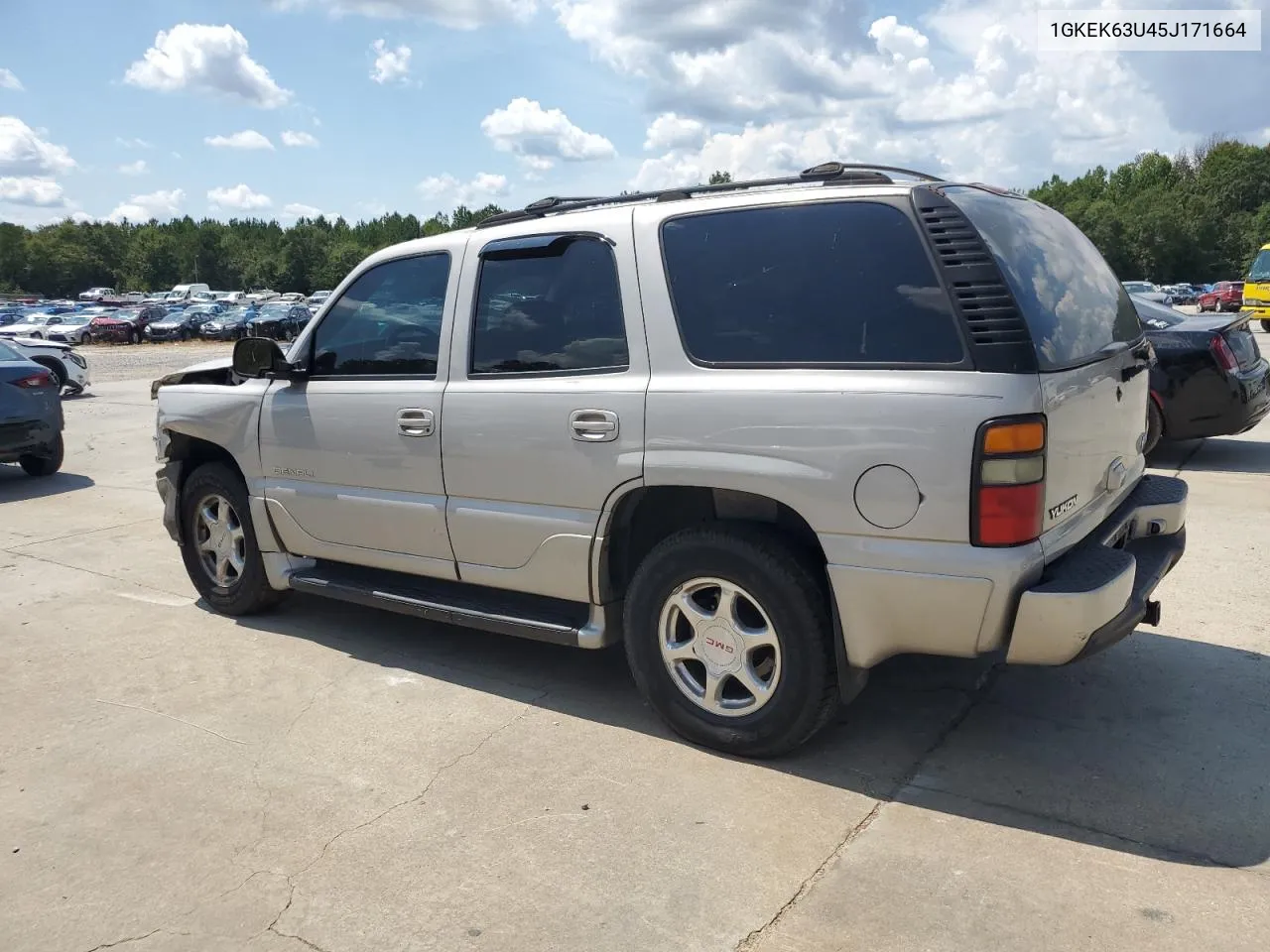 2005 GMC Yukon Denali VIN: 1GKEK63U45J171664 Lot: 69489554