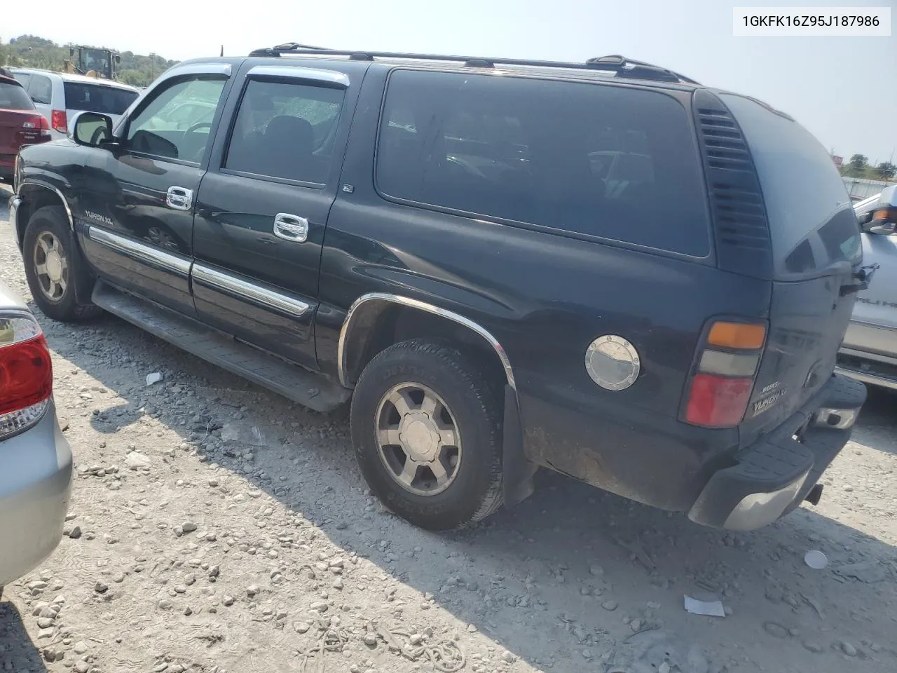 2005 GMC Yukon Xl K1500 VIN: 1GKFK16Z95J187986 Lot: 70877344