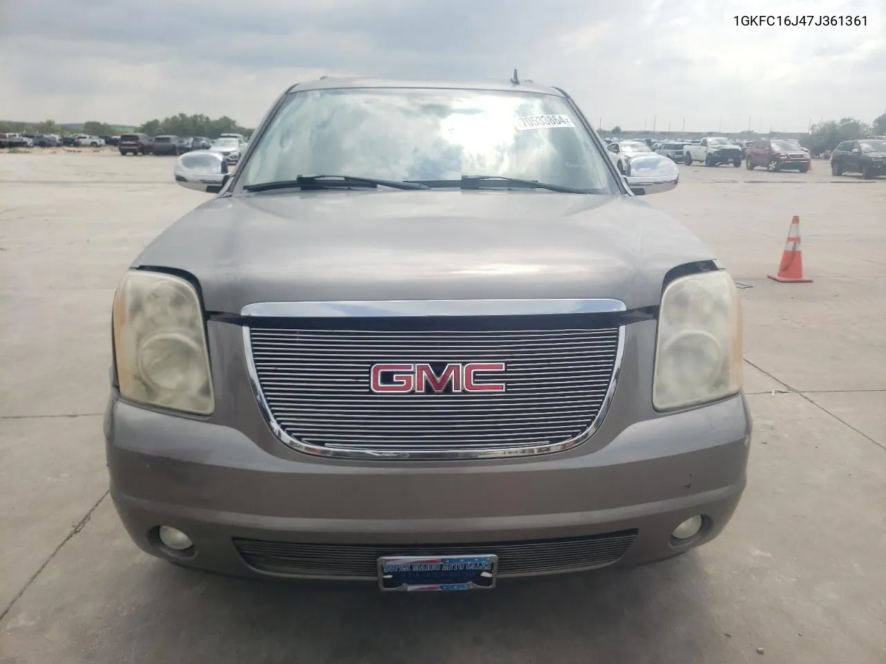 2007 GMC Yukon Xl C1500 VIN: 1GKFC16J47J361361 Lot: 70533864