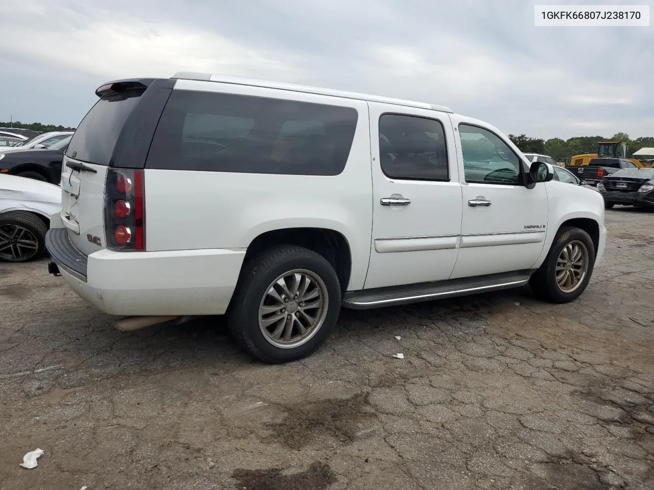 2007 GMC Yukon Xl Denali VIN: 1GKFK66807J238170 Lot: 71245384