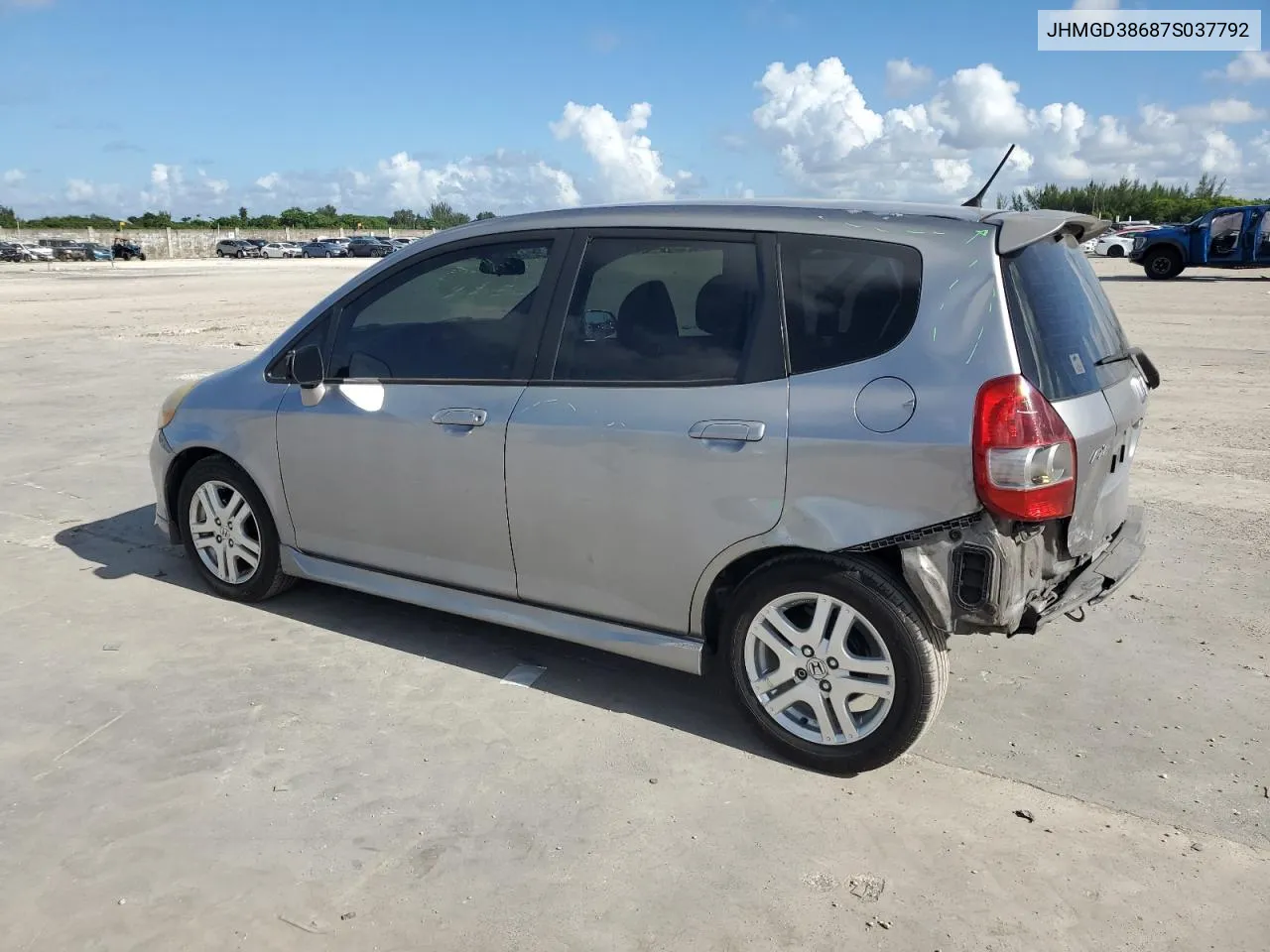 2007 Honda Fit S VIN: JHMGD38687S037792 Lot: 67050604