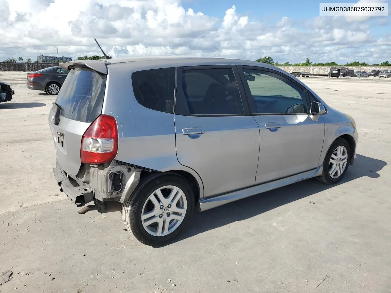 2007 Honda Fit S VIN: JHMGD38687S037792 Lot: 67050604