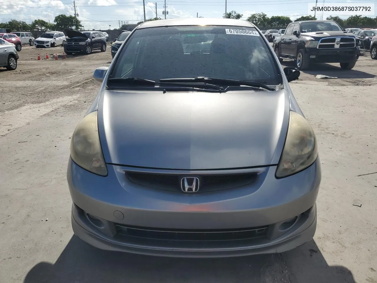 2007 Honda Fit S VIN: JHMGD38687S037792 Lot: 67050604