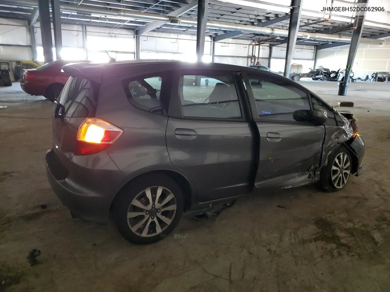 2013 Honda Fit Sport VIN: JHMGE8H52DC062906 Lot: 69472304