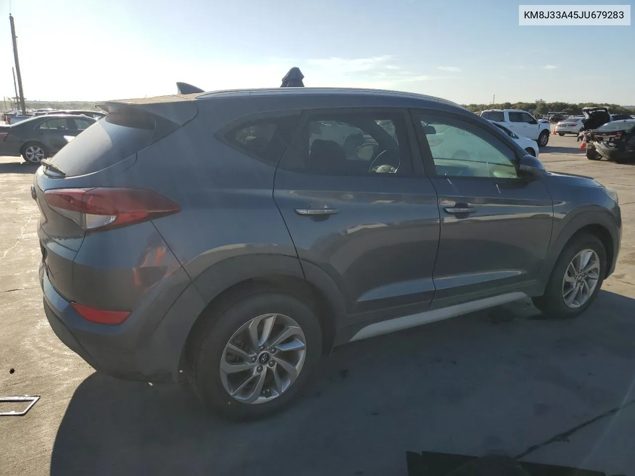 KM8J33A45JU679283 2018 Hyundai Tucson Sel