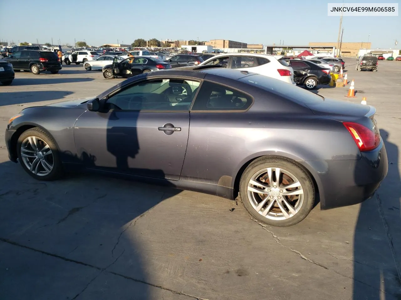 JNKCV64E99M606585 2009 Infiniti G37 Base