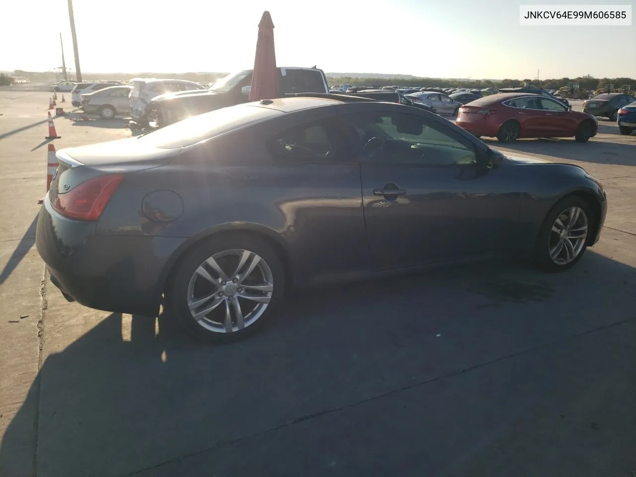 2009 Infiniti G37 Base VIN: JNKCV64E99M606585 Lot: 72390044