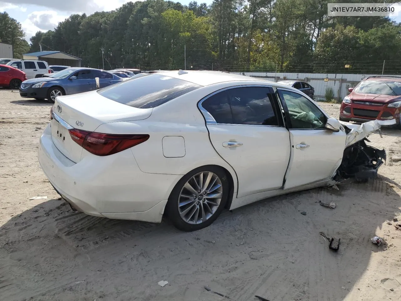 JN1EV7AR7JM436810 2018 Infiniti Q50 Luxe