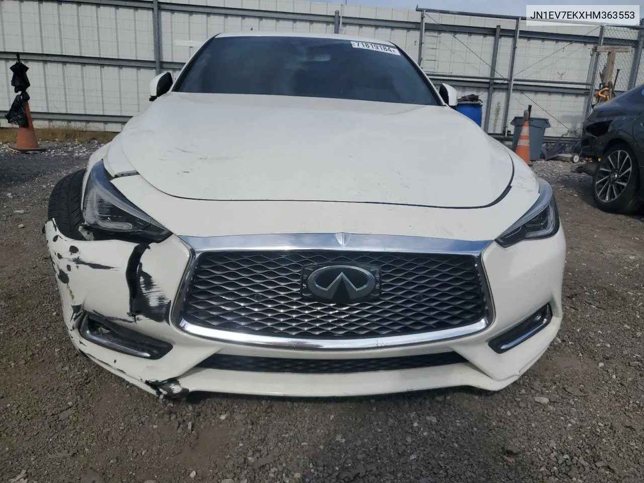 JN1EV7EKXHM363553 2017 Infiniti Q60 Premium