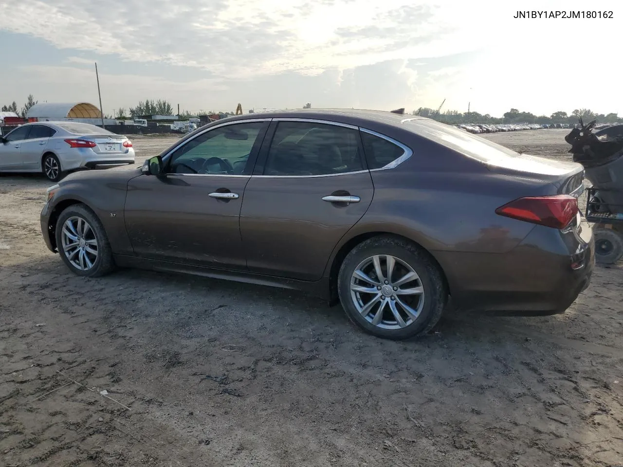 2018 Infiniti Q70 3.7 Luxe VIN: JN1BY1AP2JM180162 Lot: 68446014