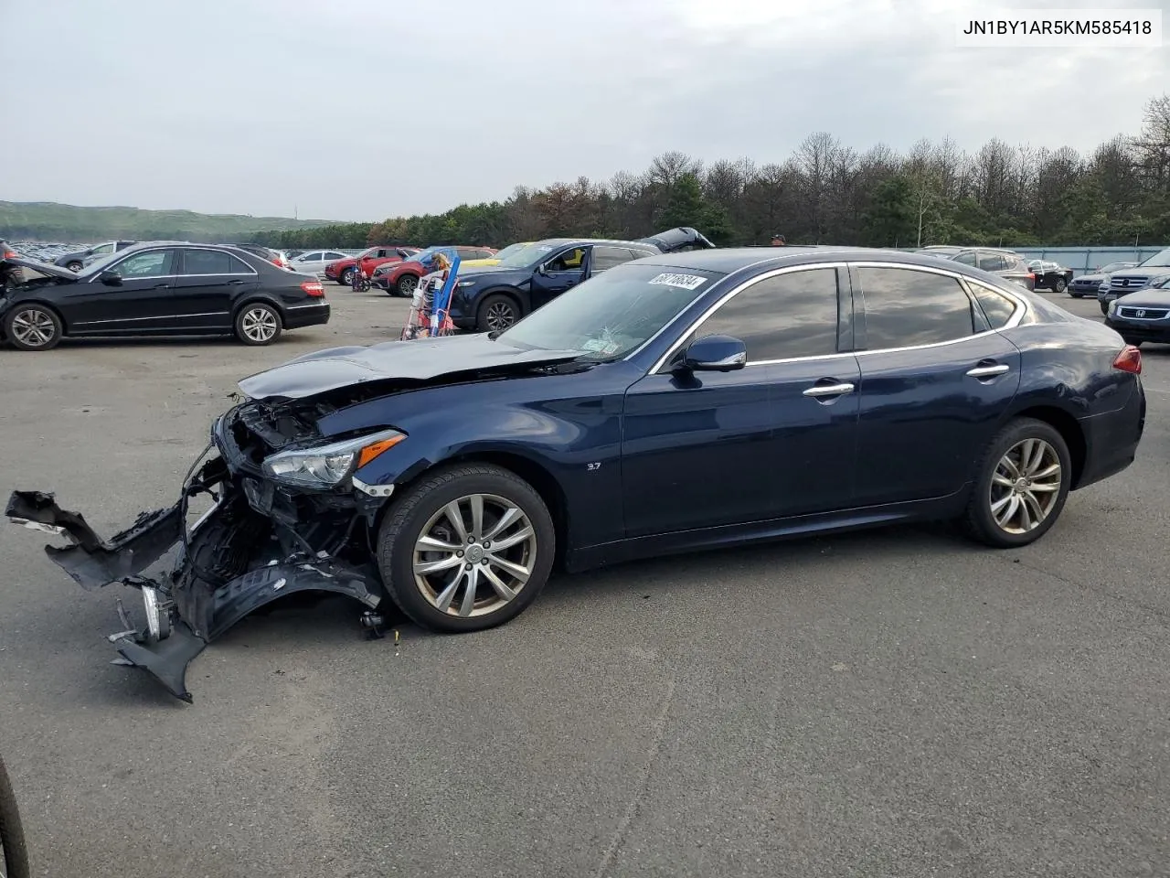 2019 Infiniti Q70 3.7 Luxe VIN: JN1BY1AR5KM585418 Lot: 68718634