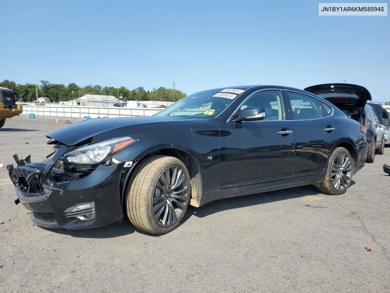 JN1BY1AR6KM585945 2019 Infiniti Q70 3.7 Luxe